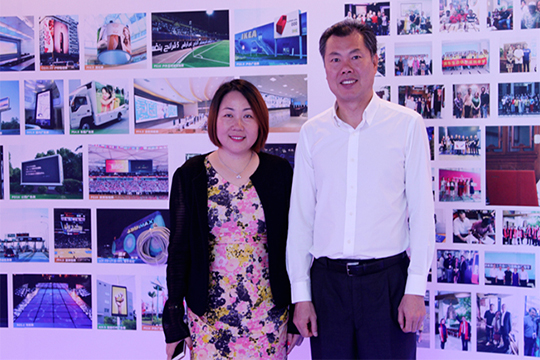 热烈欢迎深圳市宝安区领导莅临k1十年体育品牌参观考察